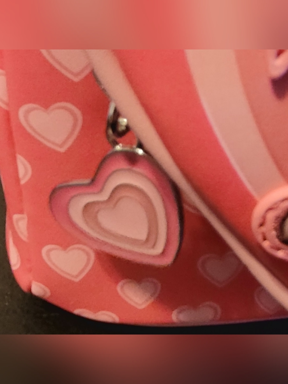 Loungefly Mickey and Minnie Valentine's hearts mini backpack - Picture 3 of 6